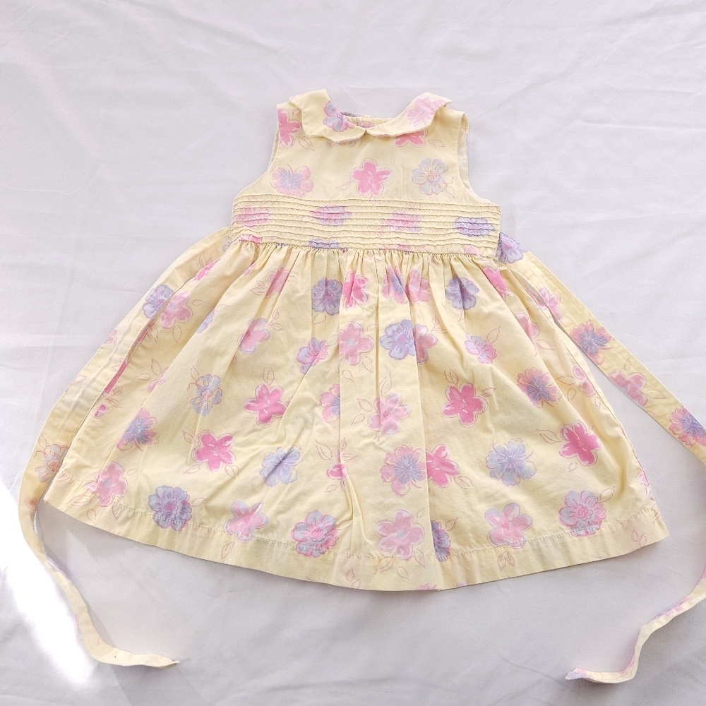 Laura Ashley Yellow Pleated Sundress Sleeveless Casual